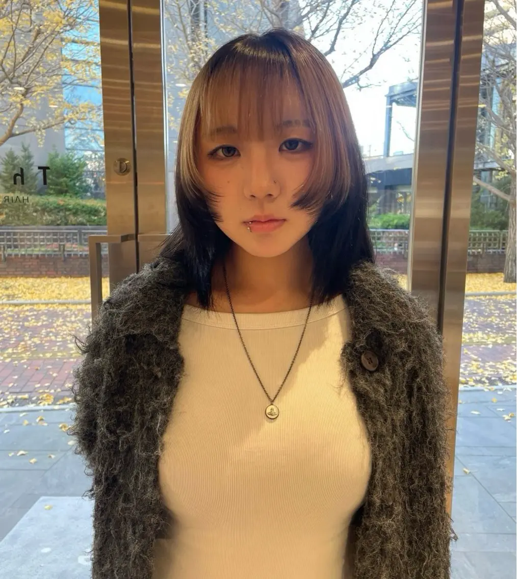 ミディアム カラー&縮毛 kotojiのヘアスタイル