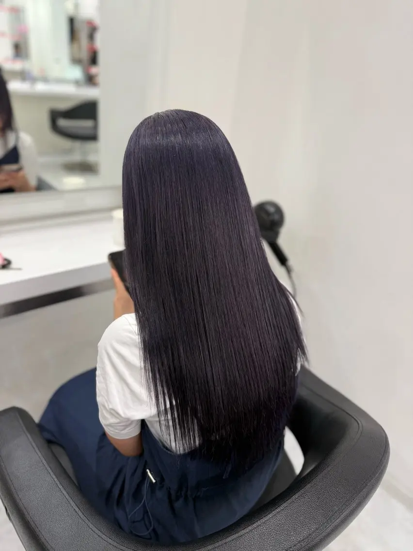ロング カラー ブルーカラー ブルーラベンダー ラベンダーカラー ラベンダー💜 グレージュ🩶のヘアスタイル