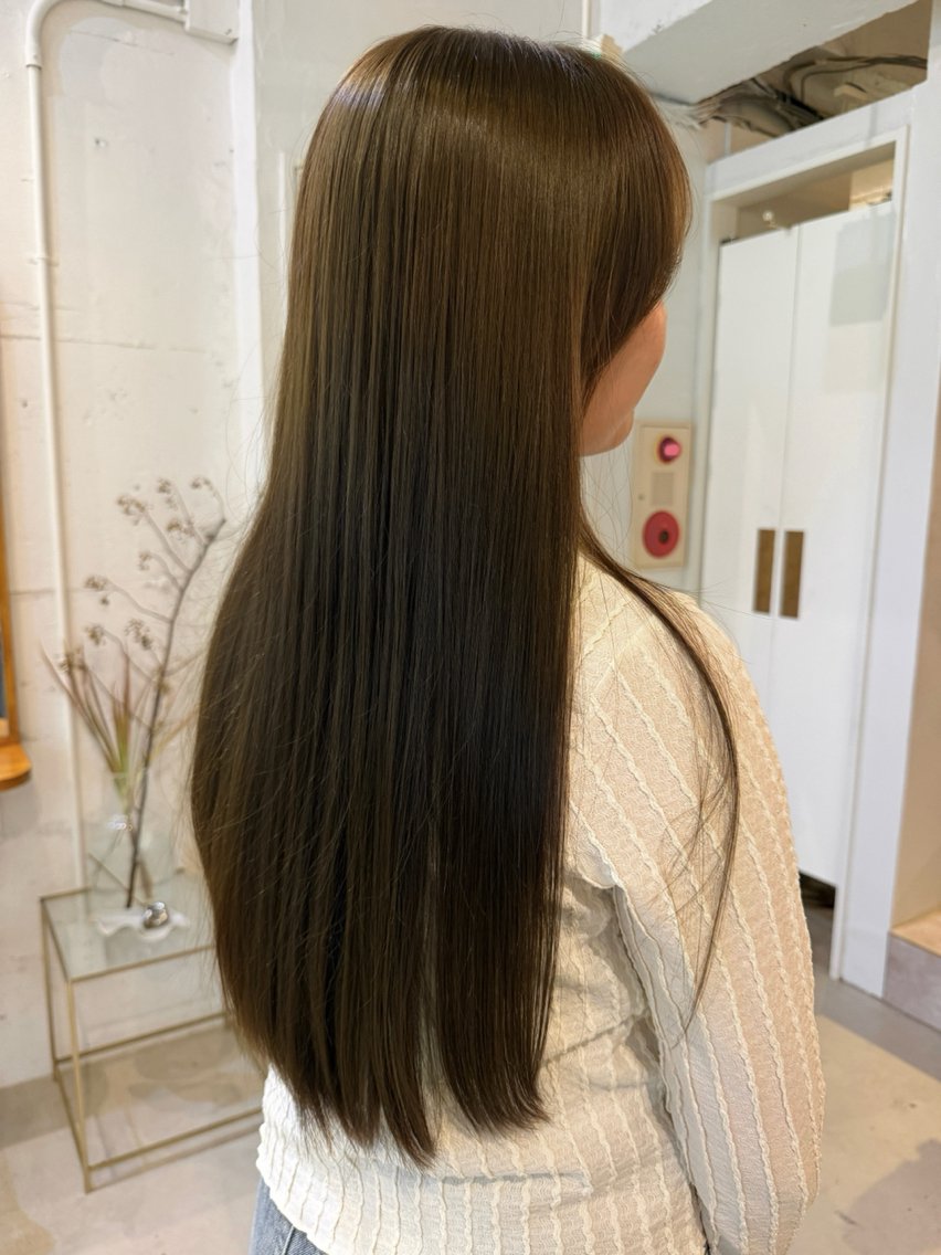 ロング カラー ベージュカラー ブリーチ ダブルカラー ブリーチなしカラー オリーブベージュ ヘアカラー 落合希 Olivebeigeのヘアスタイル