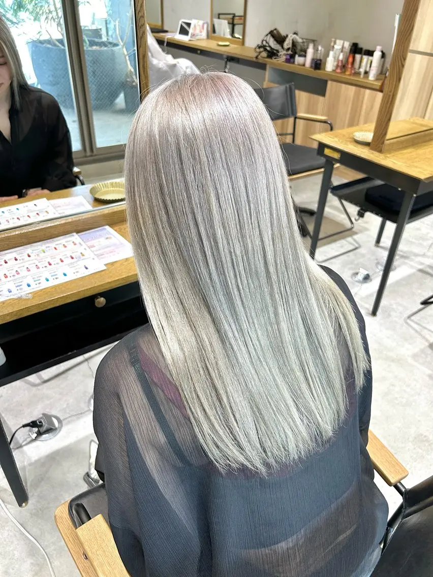 ロング カラー 名古屋/レイヤー 島原 由璃のヘアスタイル