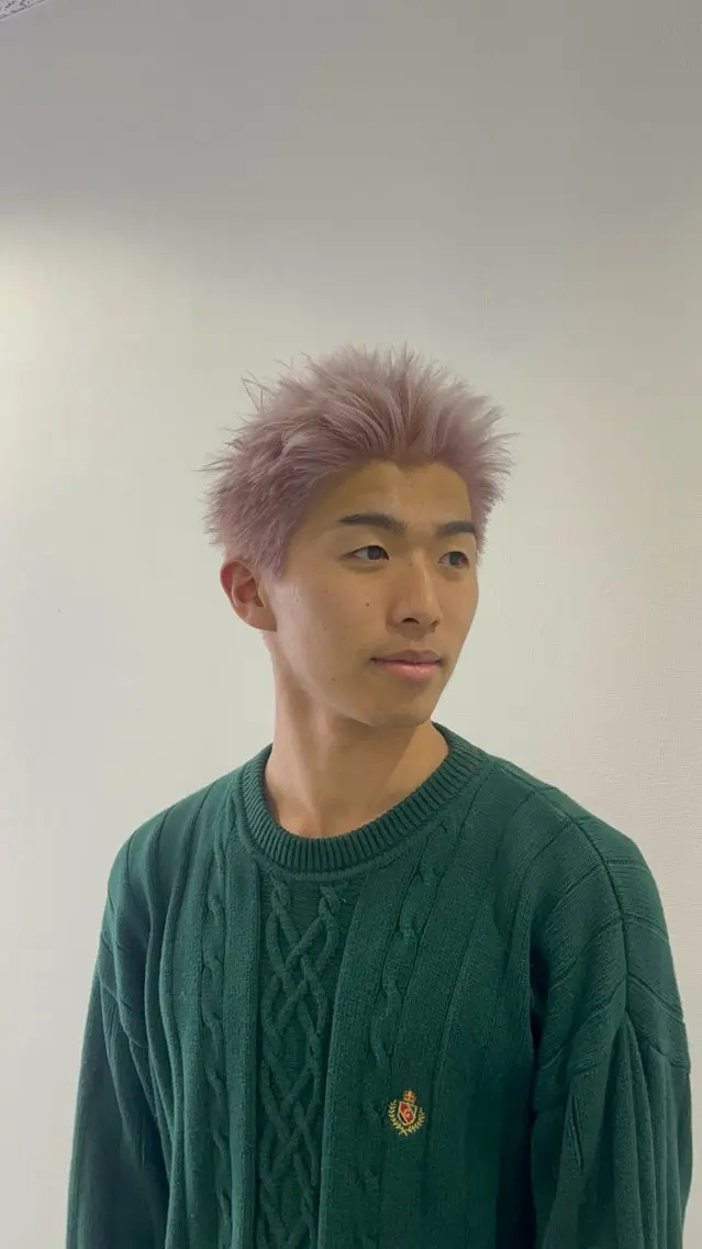 カラー メンズ スパイキーショート ピンクカラー ホワイトピンク 山本 梨華のヘアスタイル