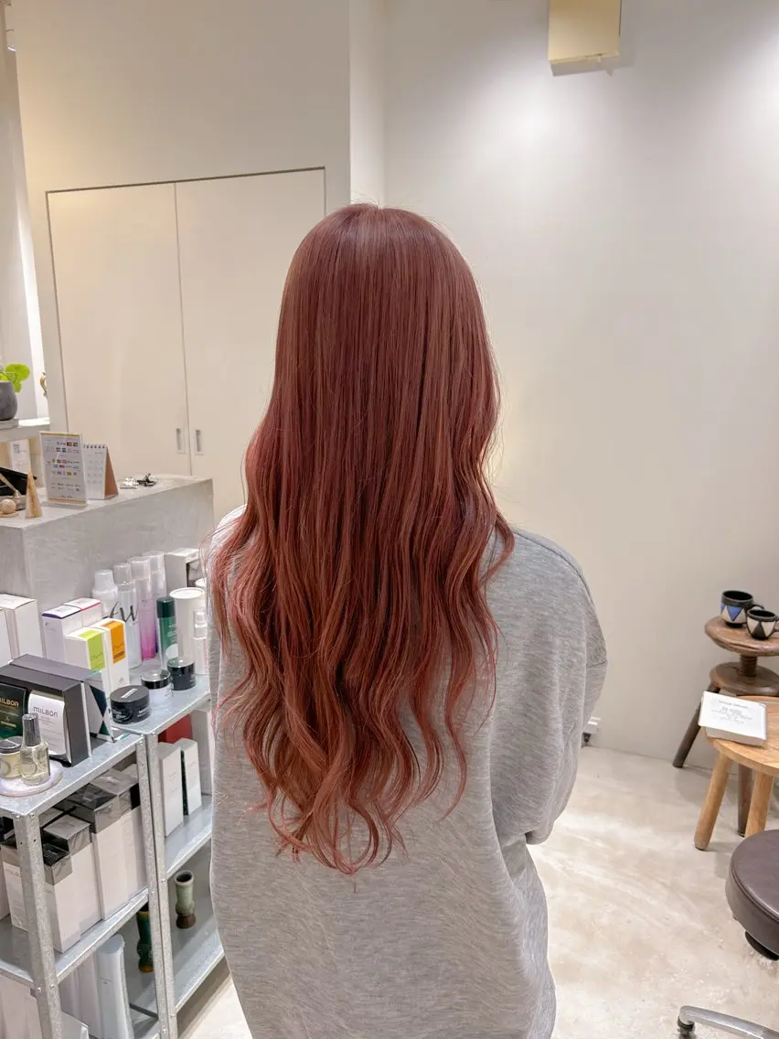 ロング カラー ヘアカラー 篠原 若奈のヘアスタイル