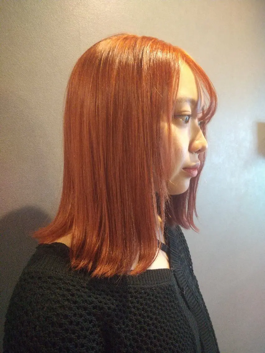 ミディアム カラー オレンジ 久村 奈菜のヘアスタイル