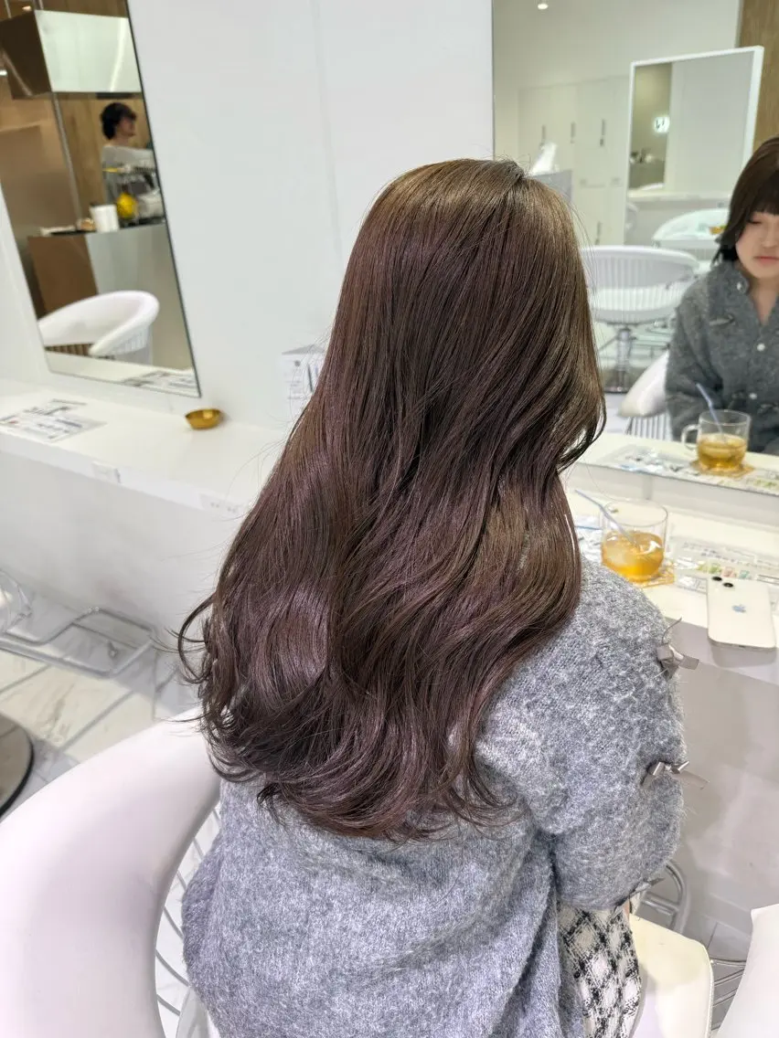 ロング カラー ベージュカラー オリーブベージュ マイ /暖色カラーのヘアスタイル