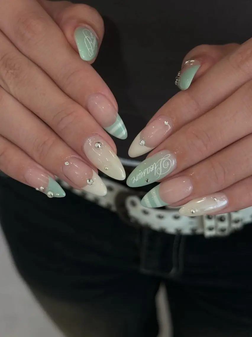 ネイル アニマル柄 ブラウン フットネイル フレンチネイル 韓国ネイル ハンドネイル Lisa Nail Salonのネイルデザイン