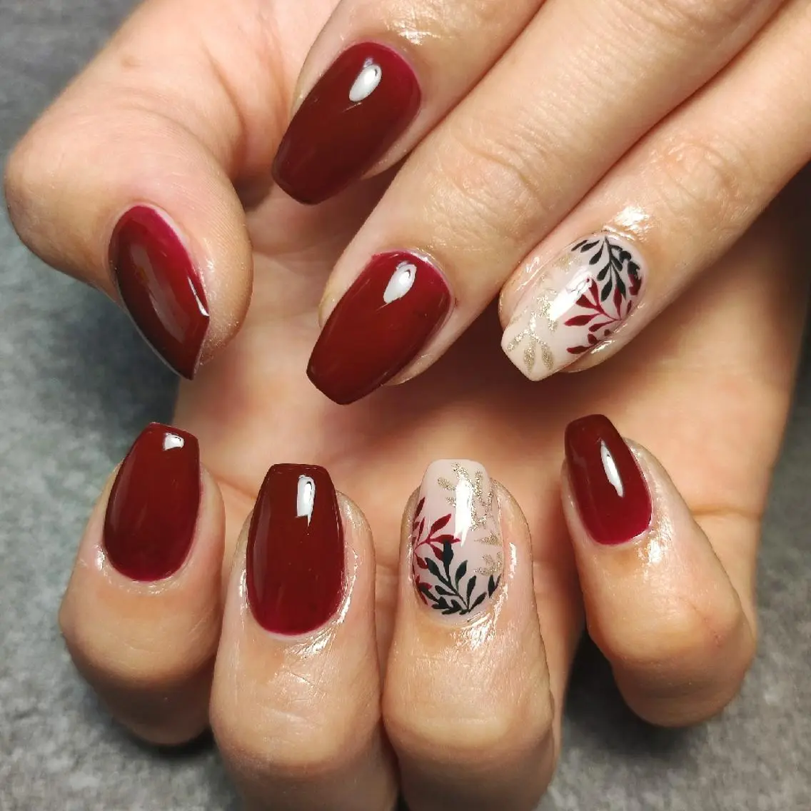 ネイル アートネイル ボルドー 冬ネイル クリスマス 個人サロン saltnailのネイルデザイン