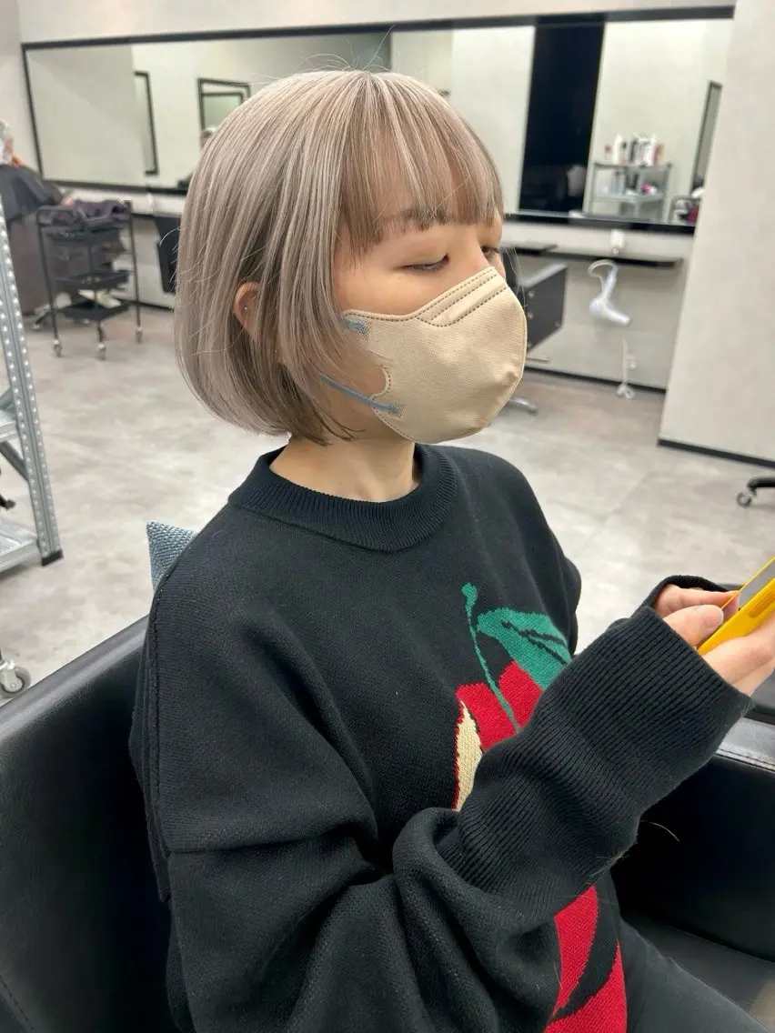 ショート カラー ヘアカラー ご予約はインスタ のみ🌿@n7g10のヘアスタイル