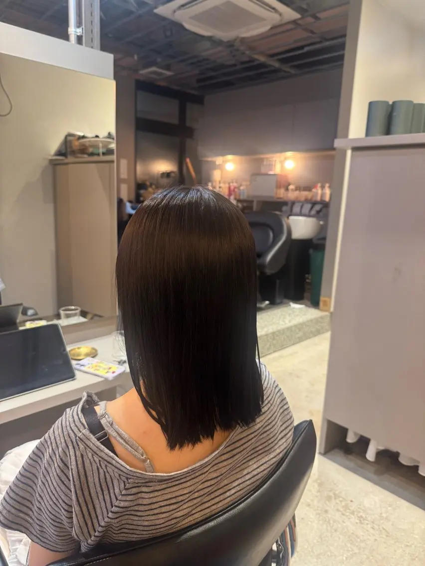 カラー ヘアカラー 櫻木 志穏のヘアスタイル