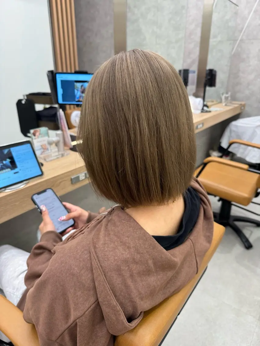 ミディアム カット ヘアカラー けー すけのヘアスタイル