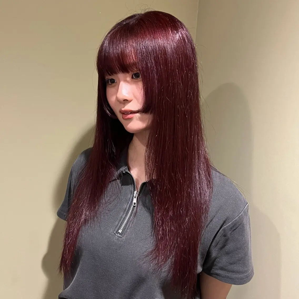 ロング カラー レッドカラー 🐰カラーモデル🐰 mihoのヘアスタイル