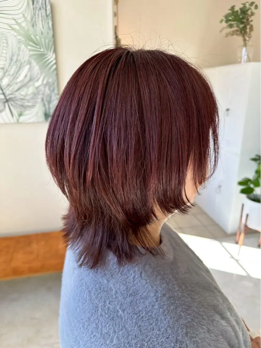 ミディアム カラー 大谷 真央のヘアスタイル