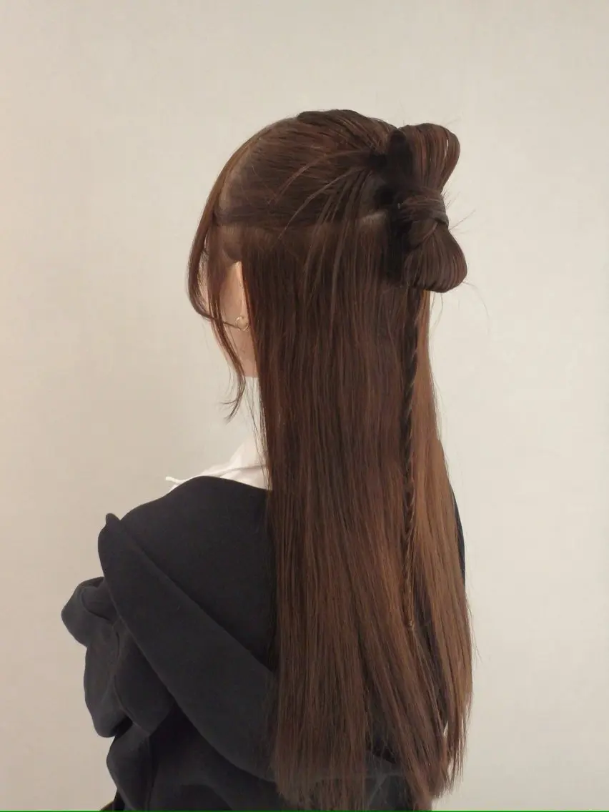 ロング 油井 緋織のヘアスタイル