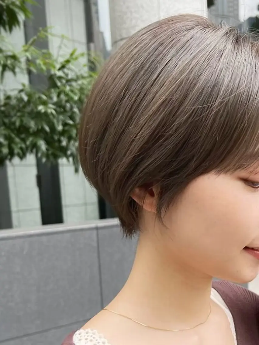カラー 江坂 misaki のヘアスタイル