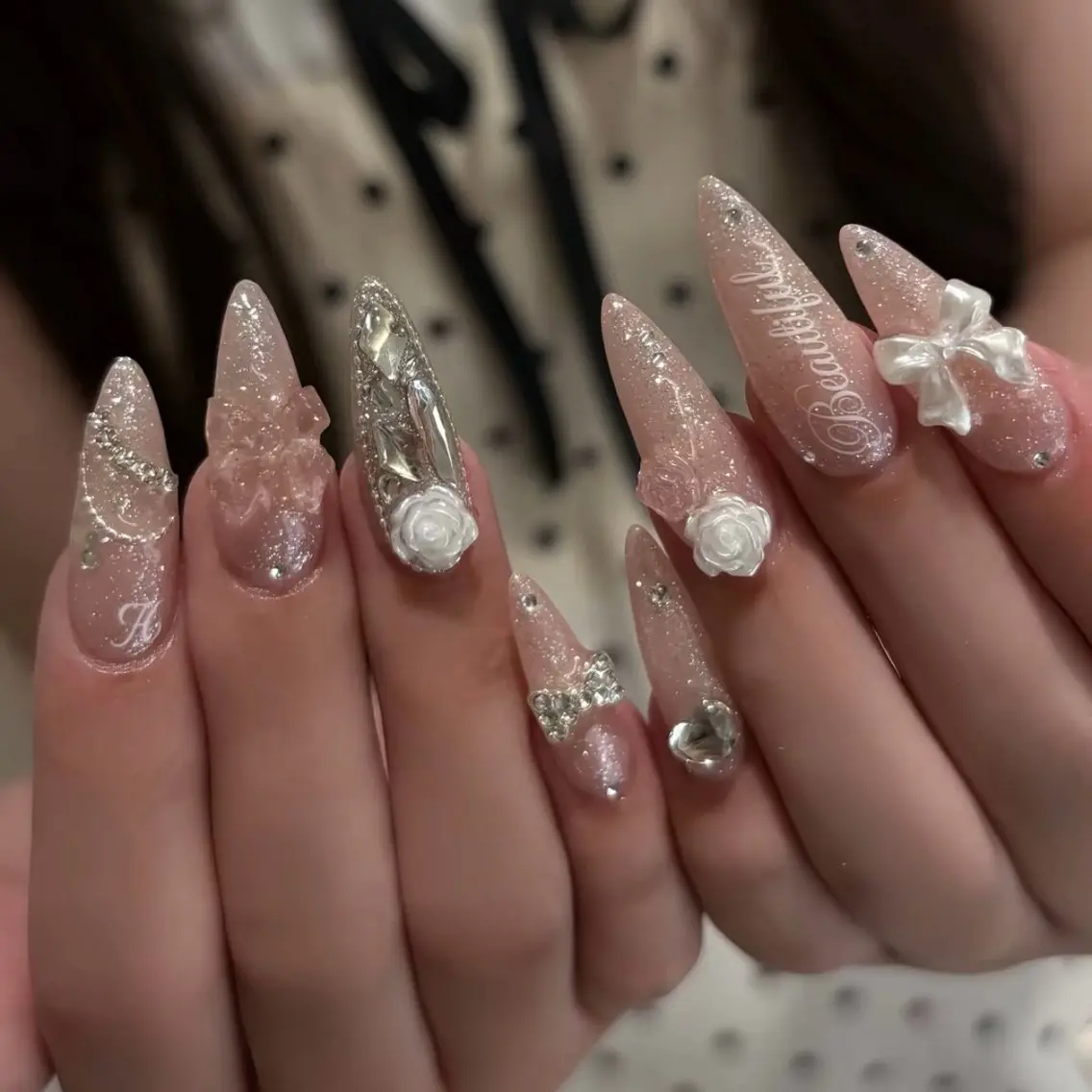 ネイル ハンドネイル Luna Gladeのネイルデザイン