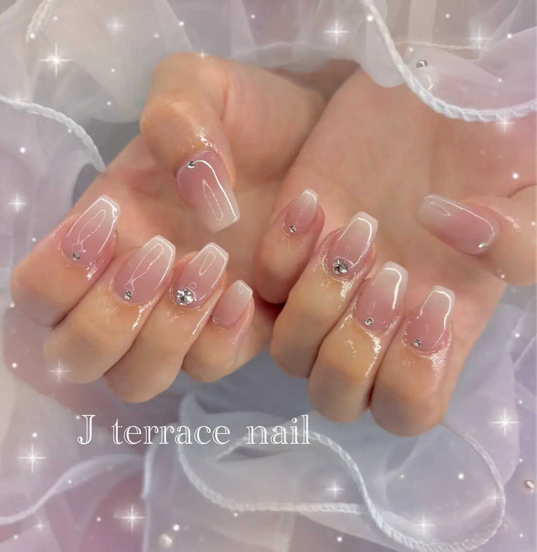 ネイル ハート 持ち込み リボン ストーンネイル J terrace Nailのネイルデザイン