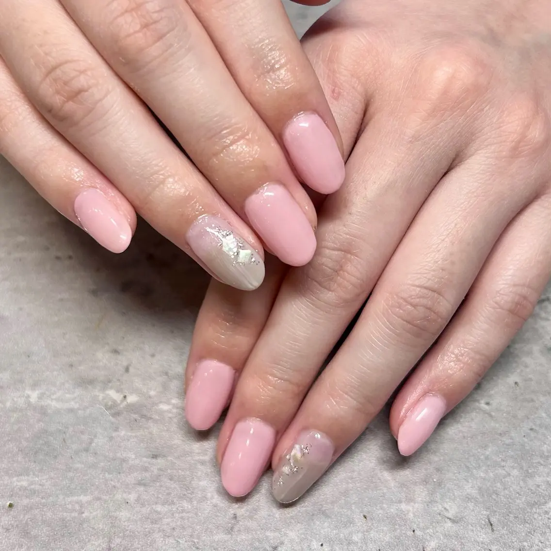 ネイル ニュアンスネイル 春ネイル ハンドネイル 山下 比波のネイルデザイン