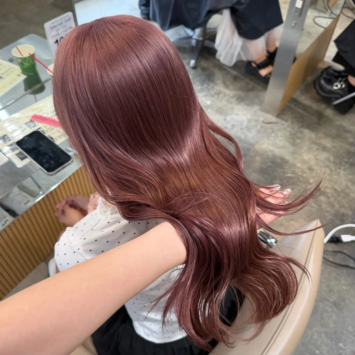 セミロング カラー ベージュカラー ブリーチ ブリーチなしカラー ピンクカラー ピンクベージュ ヘアカラー ヘーゼルベージュ 🩰🤎miharuのヘアスタイル