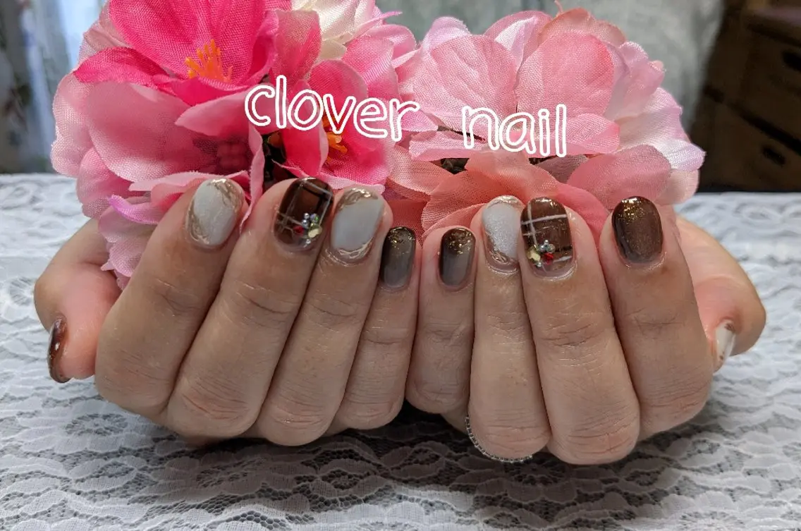 ネイル ハンドネイル clover nailのネイルデザイン