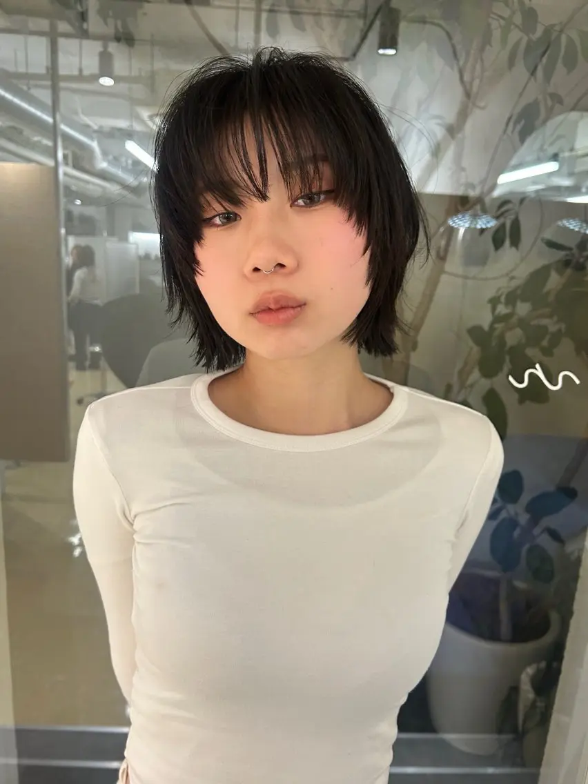 ショート カット 心斎橋/レイヤー/ ブリーチ/モエのヘアスタイル