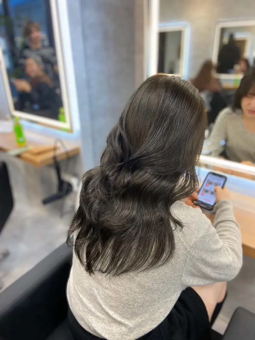 ロング カラー ヘアアレンジ カット ヘアカラー ヘアセット レイヤー×透明感カラ ーHAYATOのヘアスタイル