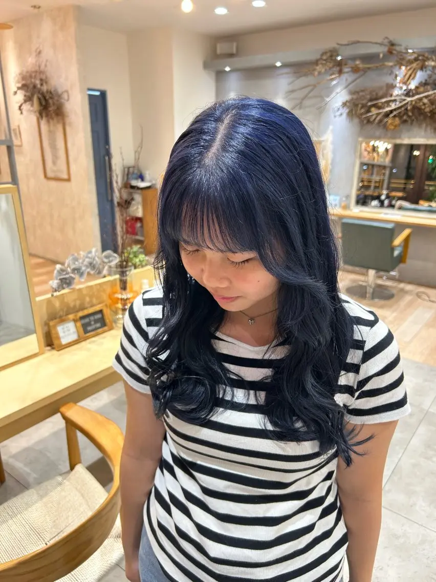 ロング カラー ヘアカラー 田中 紫苑のヘアスタイル