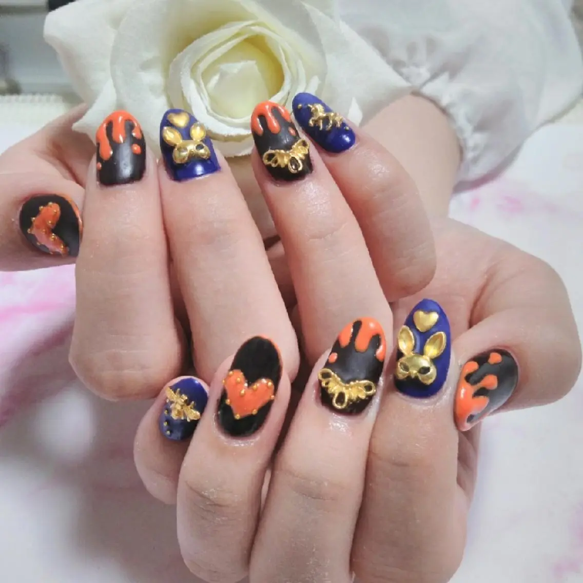ネイル ハロウィン エステとネイル ローズコンフォートのネイルデザイン