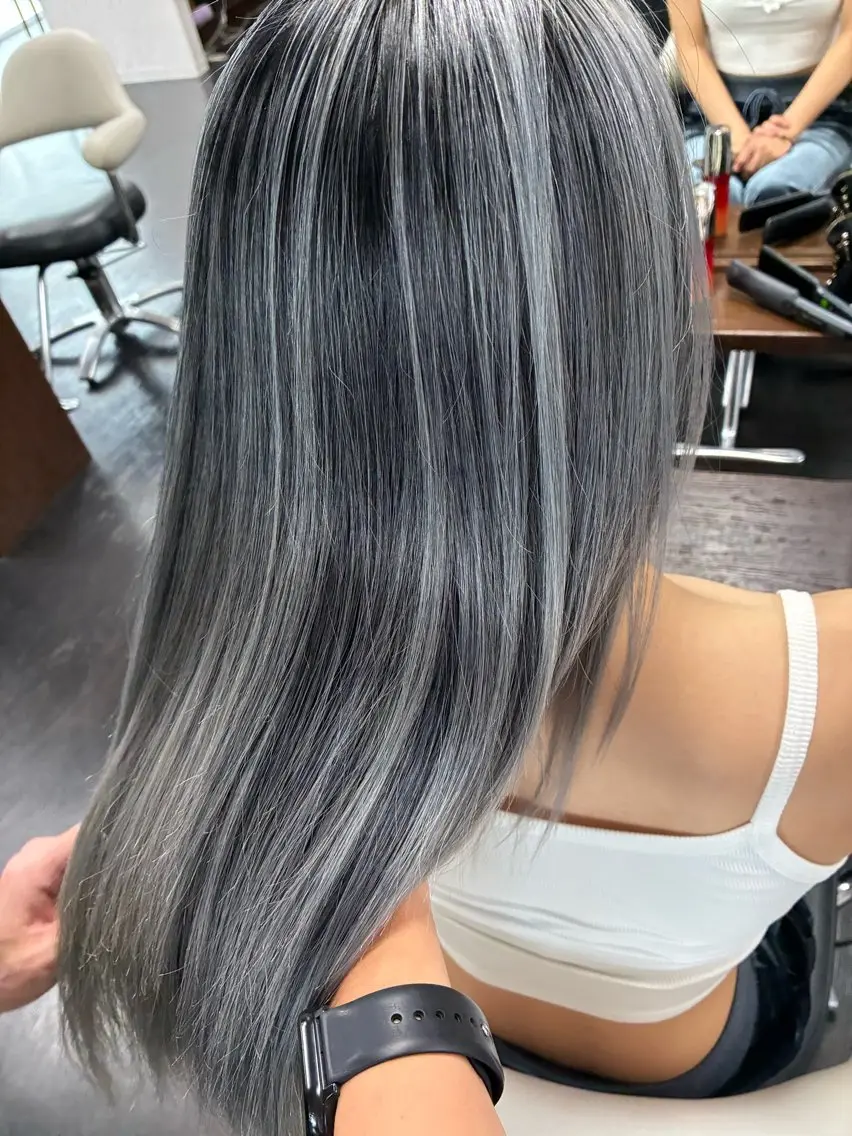 【新規】バレイヤージュカラー＋質感調整TRの写真