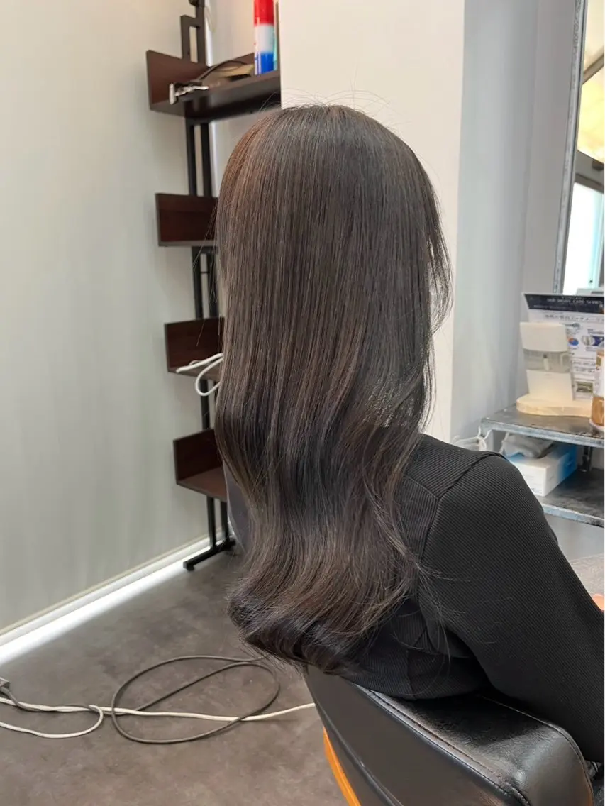 ミディアム カラー ヘアアレンジ ブリーチ ヘアカラー トリートメント 大塚 貴之のヘアスタイル