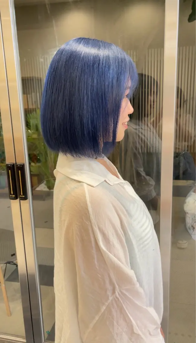 カラー ブルーカラー シルバー レイヤーカット🫧 🎀Tomoka🎀のヘアスタイル