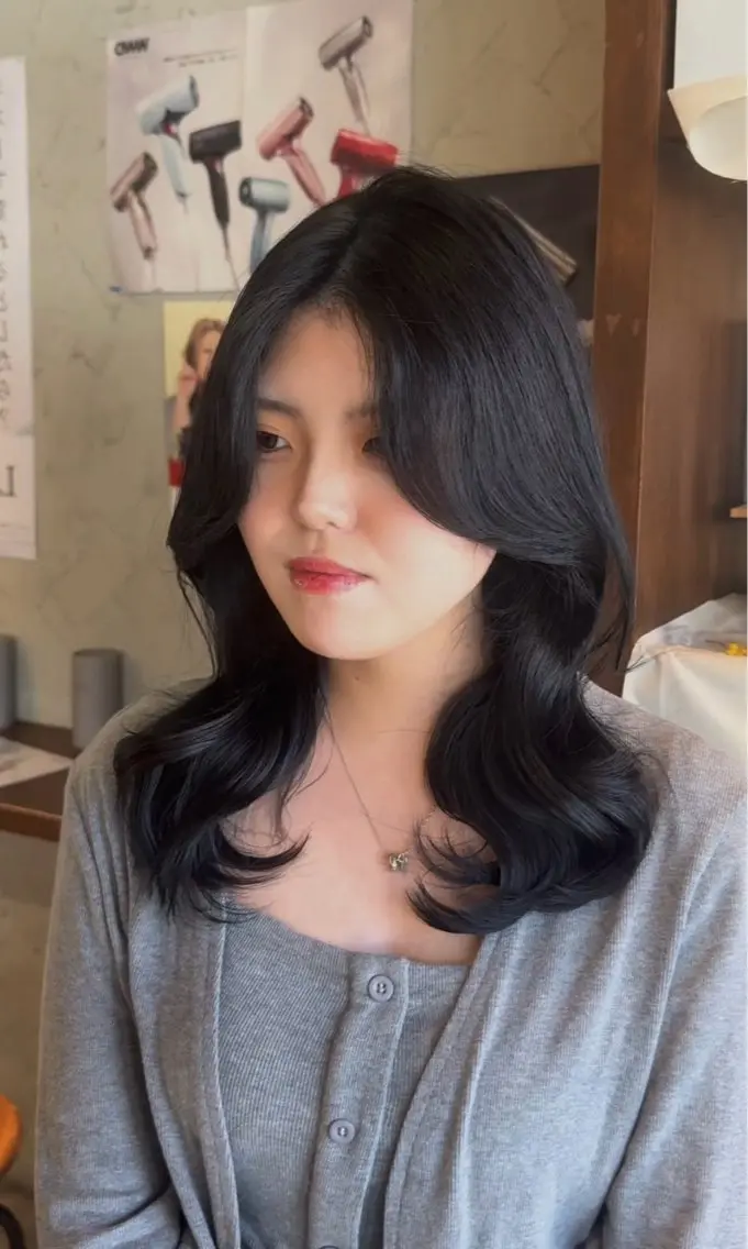 セミロング カラー グレージュ オリーブグレージュ オリーブグレー Lee vita 🎀橋本花音🎀のヘアスタイル