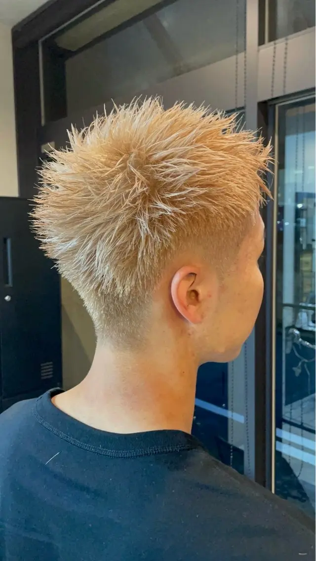 ショート カラー メンズ 椿 星恋のヘアスタイル