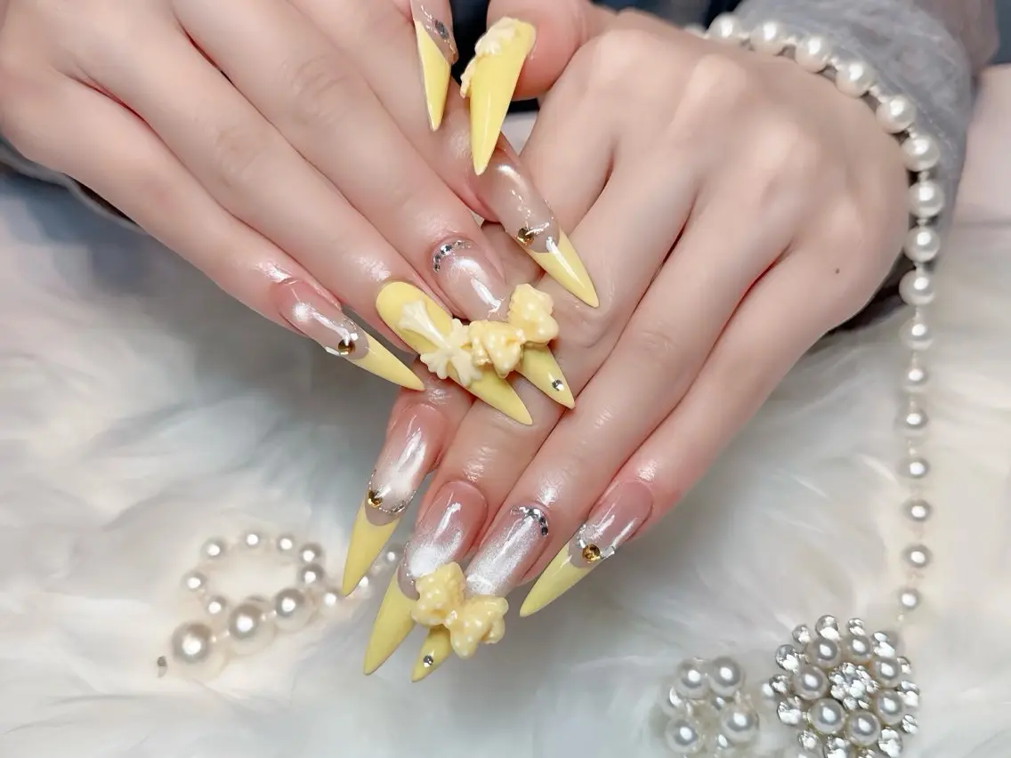 メンズ ネイル メンズ韓国風 オーロラネイル チークネイル 桜ネイル クリアネイル ハンドネイル Rin Nail Shinokuboのネイルデザイン
