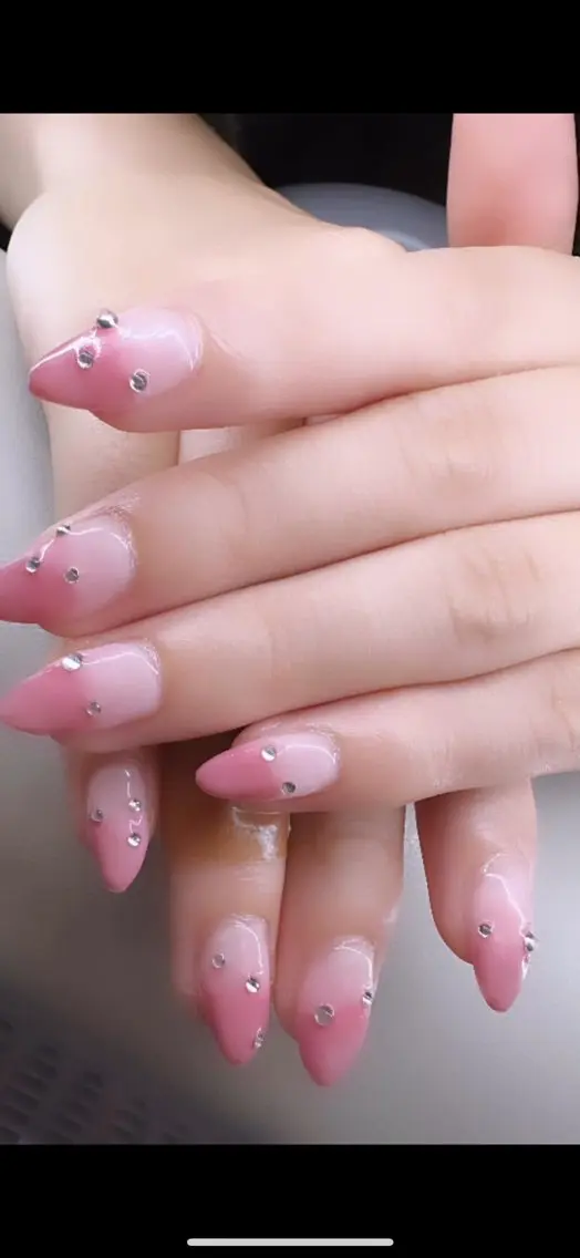 ミディアム YOKOSUKA NAILS💅✨のネイルデザイン
