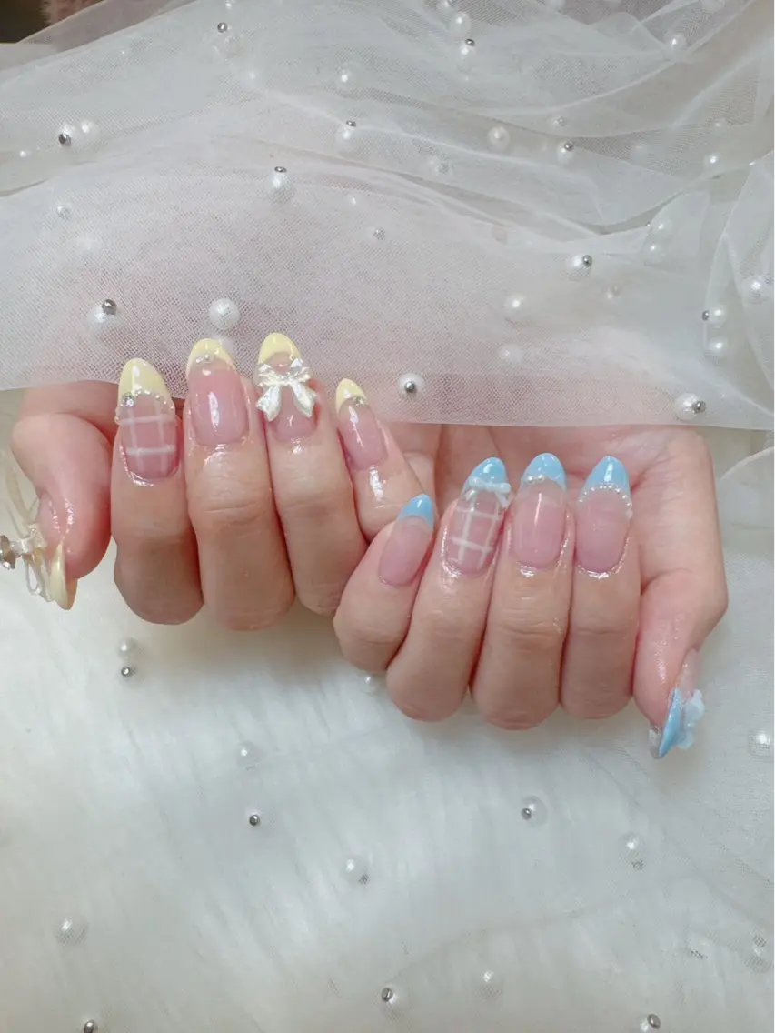 ネイル 持ち込み Queeens nailのネイルデザイン