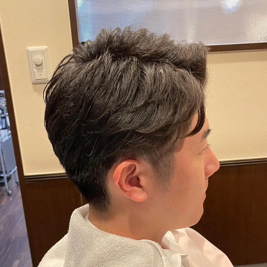 ショート パーマ メンズ 長谷川 真那のヘアスタイル