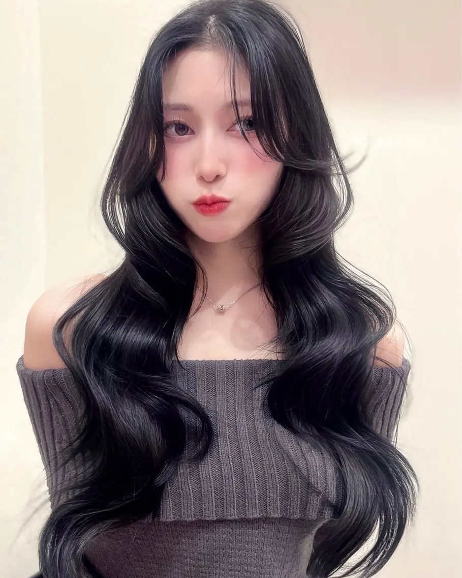 ロング 髪質改善 レイヤーカット トリートメント カット ヘアカラー トレンド韓国モテヘア Natsuki🌛のヘアスタイル