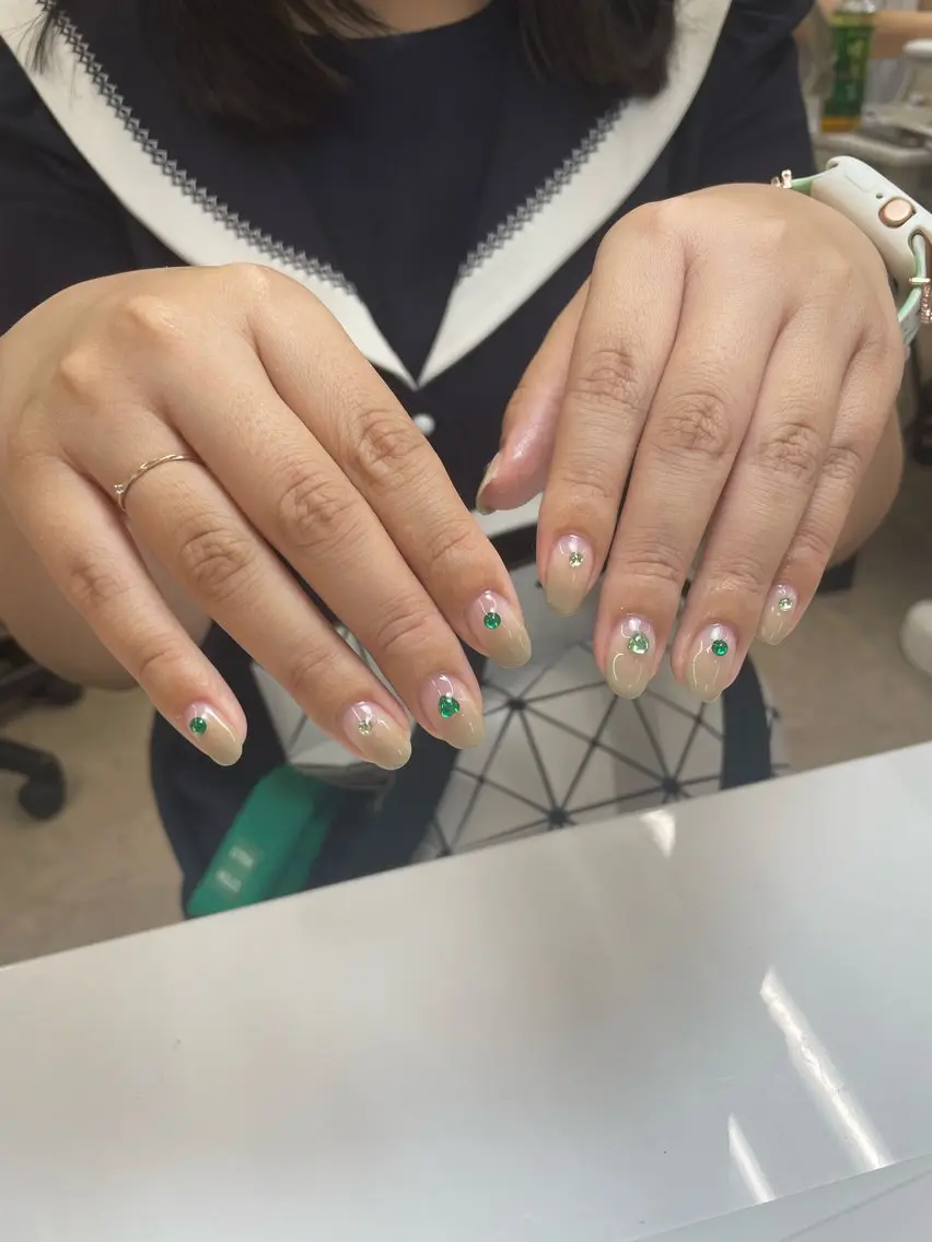 ネイル ハンドネイル takahashi chihoのネイルデザイン