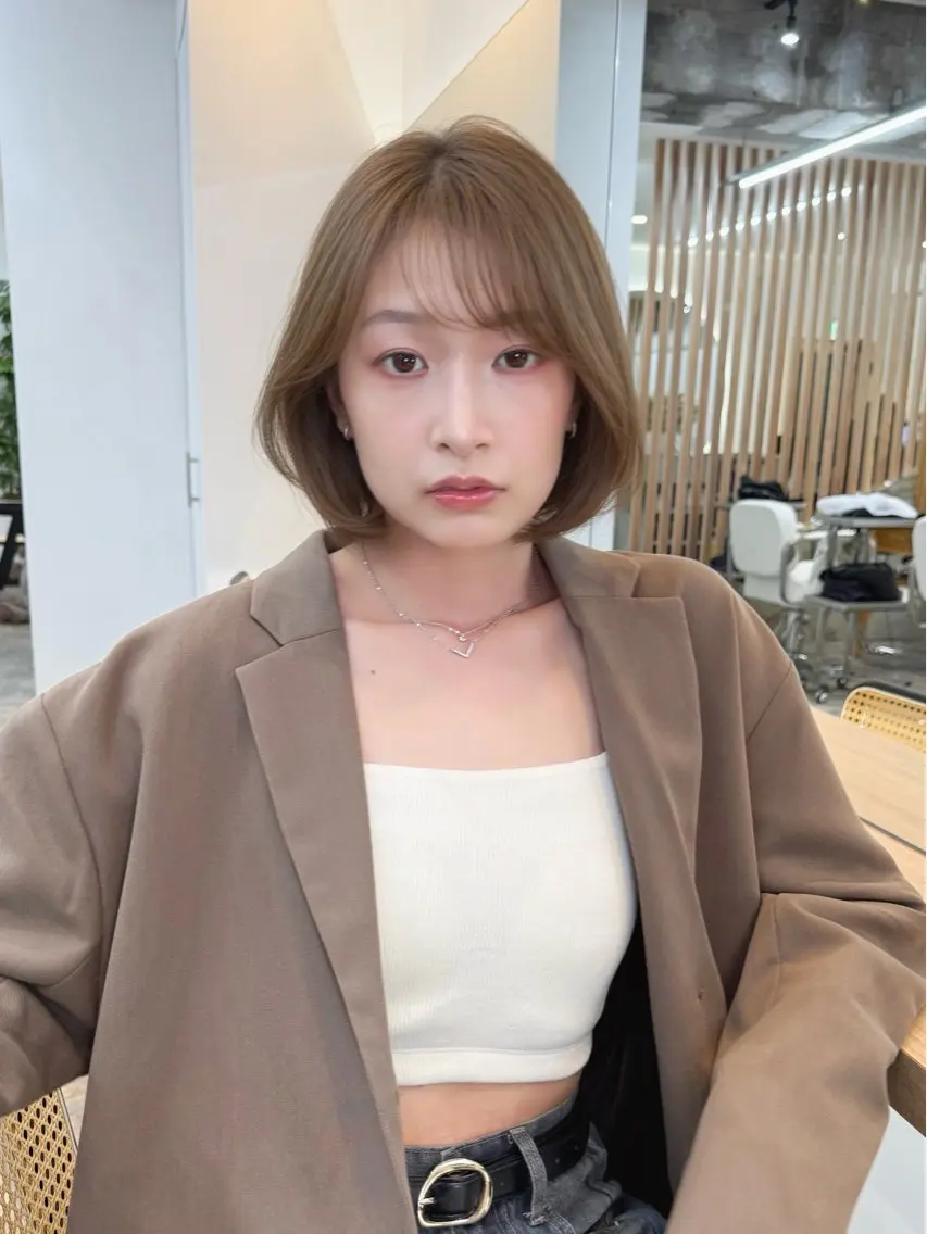 ショート カラー ベージュカラー ボブ カット ヘアカラー トリートメント KAWAI KOHEIのヘアスタイル