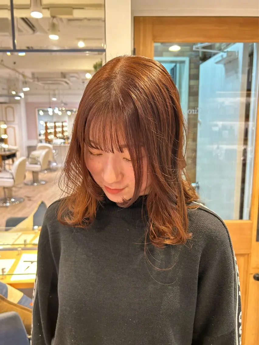 カラー ブラウンカラー オレンジ オレンジブラウン lomalia moekaのヘアスタイル