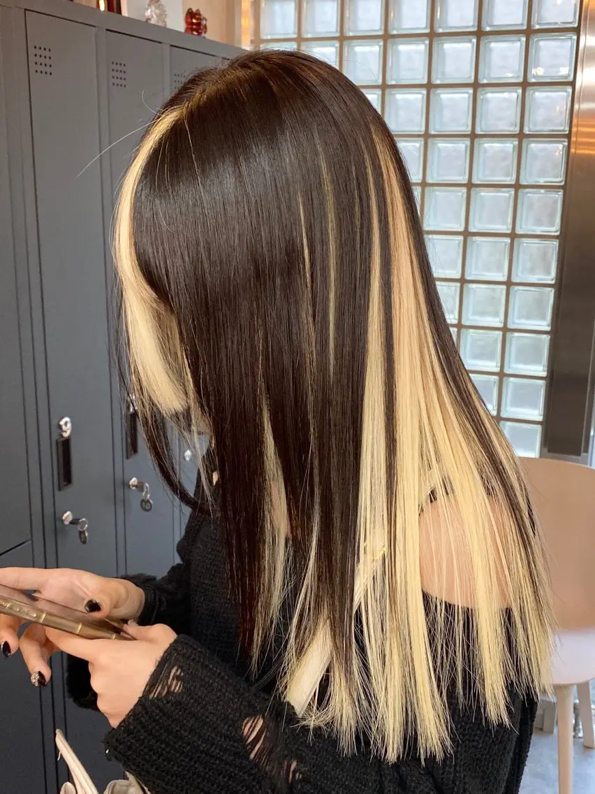 ロング カラー ブリーチ 抜きっぱなしブロンド ブロンド 艶髪サラサラカラー 🌈前原健吾のヘアスタイル