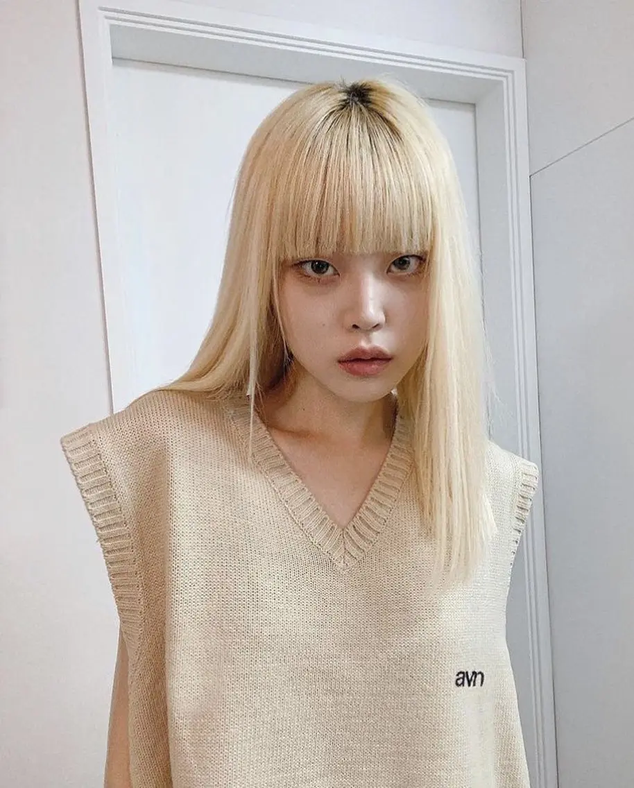 ミディアム 透明感color🩵 MAYUKAのヘアスタイル