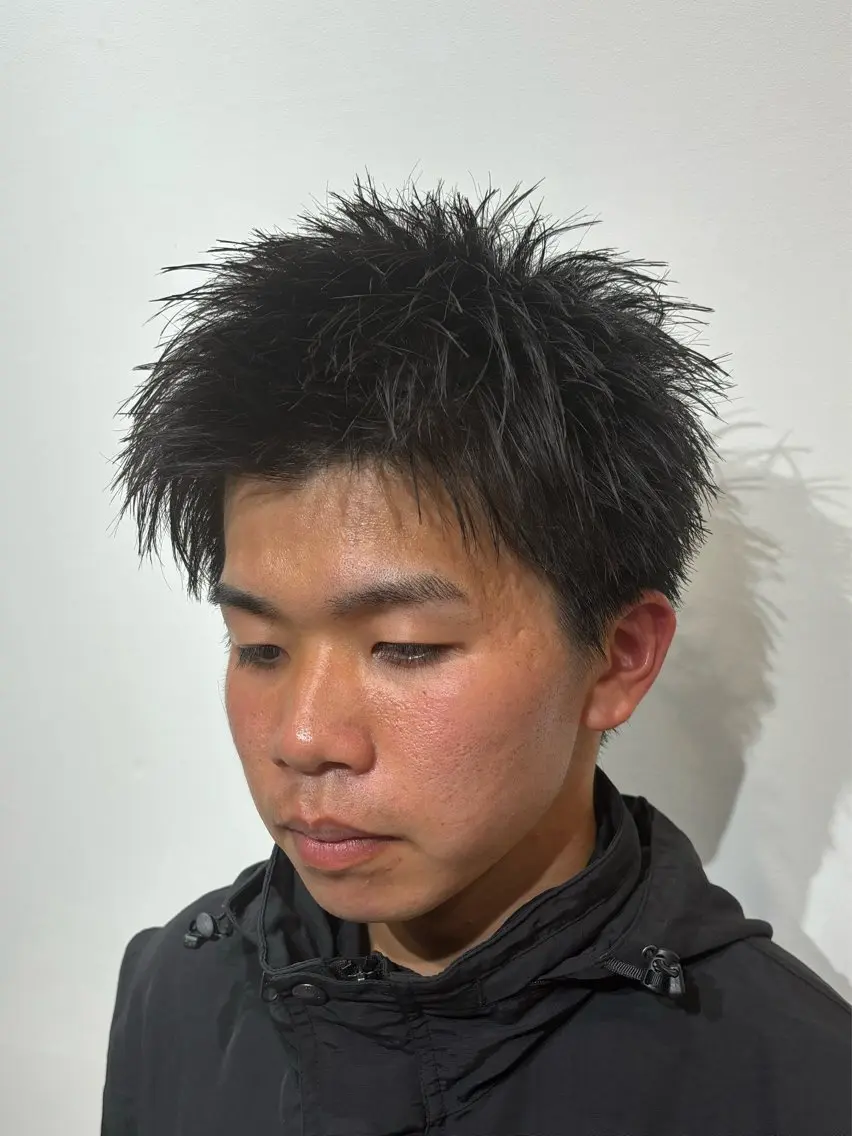 ショート メンズ メンズショート スパイキーショート ショートヘア カット トリートメント 【店長】メンズ職人 短髪　ハイトーン🔥のヘアスタイル