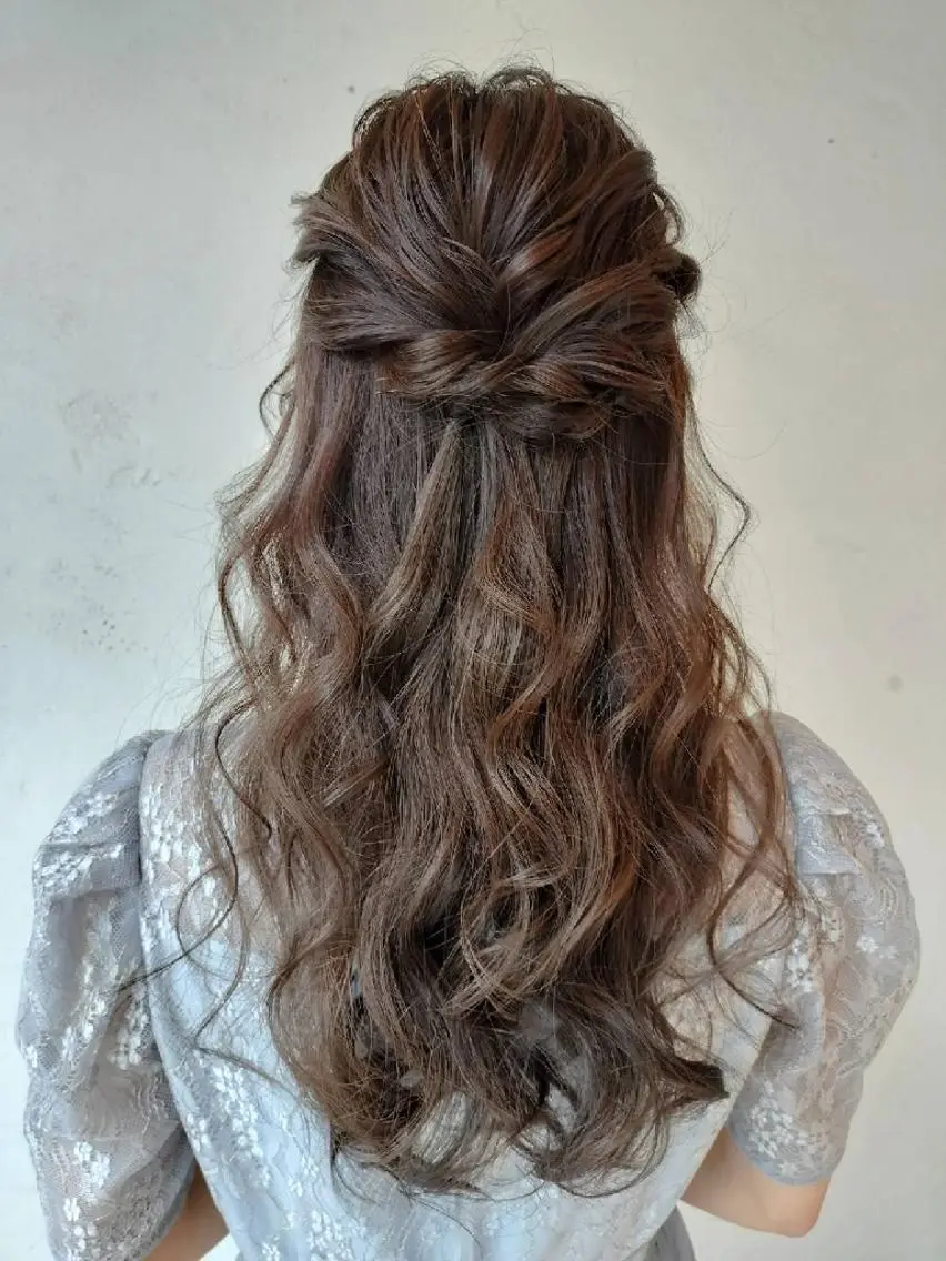 【結婚式や二次会✨ライブや推し活にも♡】ヘアセット♕の写真