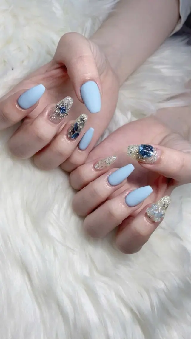 ネイル フレンチネイル グラデーション 韓国ネイル マグネットネイル ニュアンスネイル ハンドネイル ハンドケア Hara Nail 【持ち込みOK】のネイルデザイン