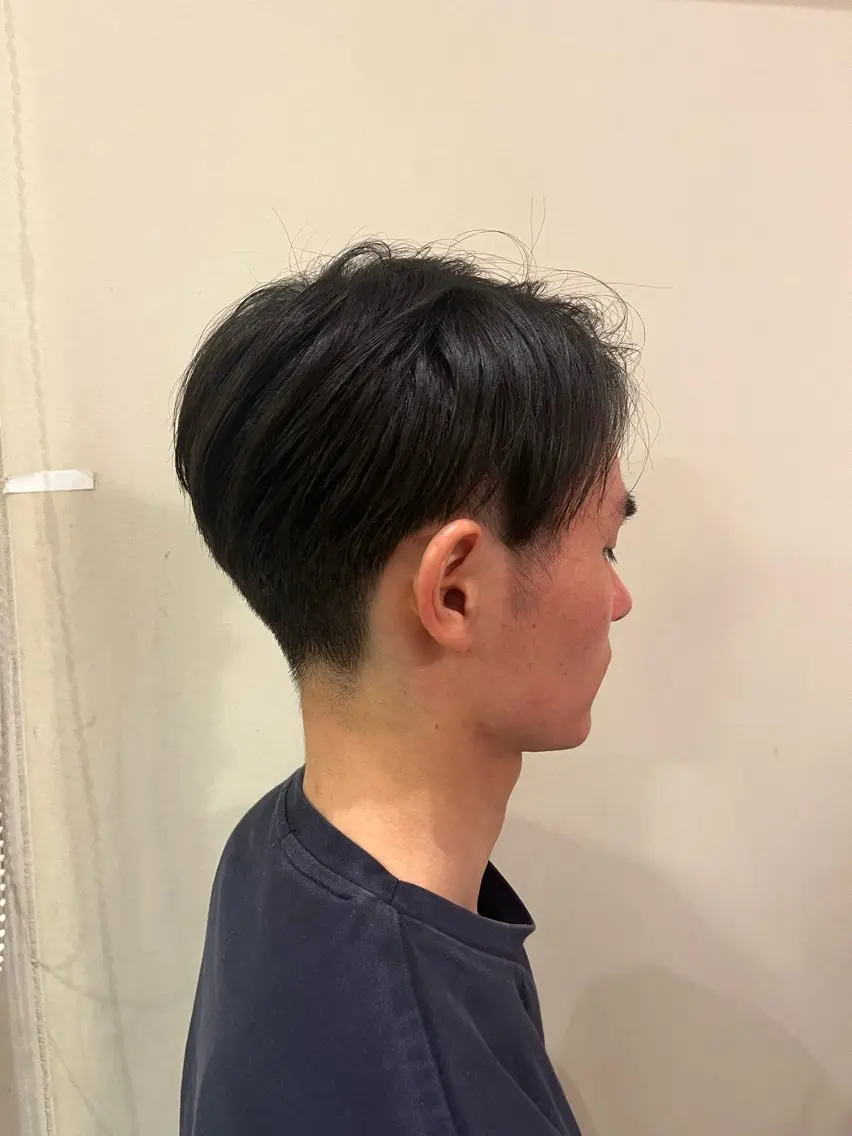 メンズ 亀井 美里のヘアスタイル