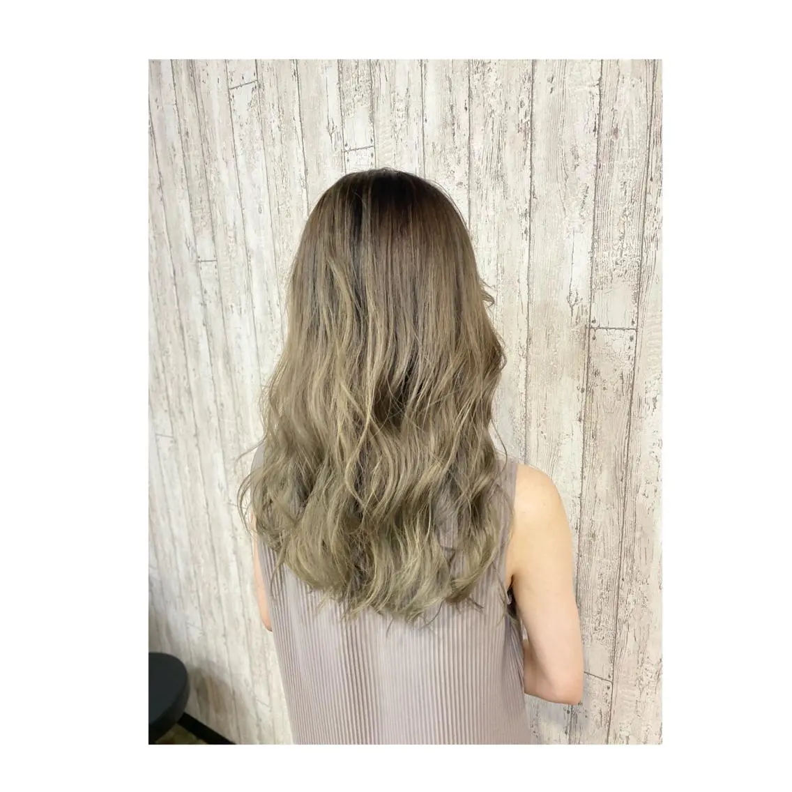 ロング レイヤーカット 勝河 怜楊のヘアスタイル