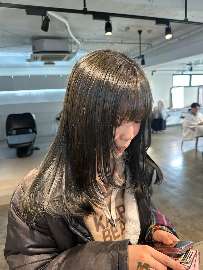 ロング カラー ブリーチ 透明感カラー ブリーチなしカラー オリーブカラー 髪質改善 ブリーチ/ハイトーン ⚗️HARUKAのヘアスタイル