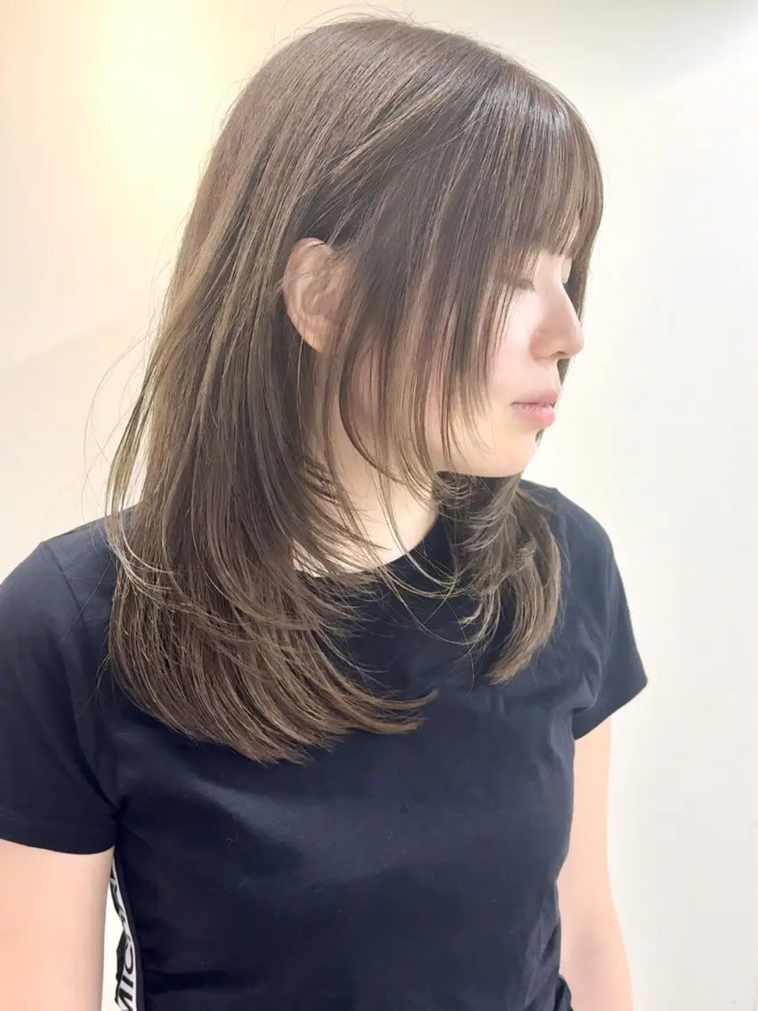 ミディアム レイヤーカット レイヤー×縮毛矯正 深見 拓のヘアスタイル