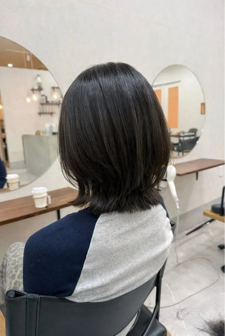 ミディアム ボブレイヤー ボブ くびれヘア レイヤーカット stark🌱片倉 みうのヘアスタイル