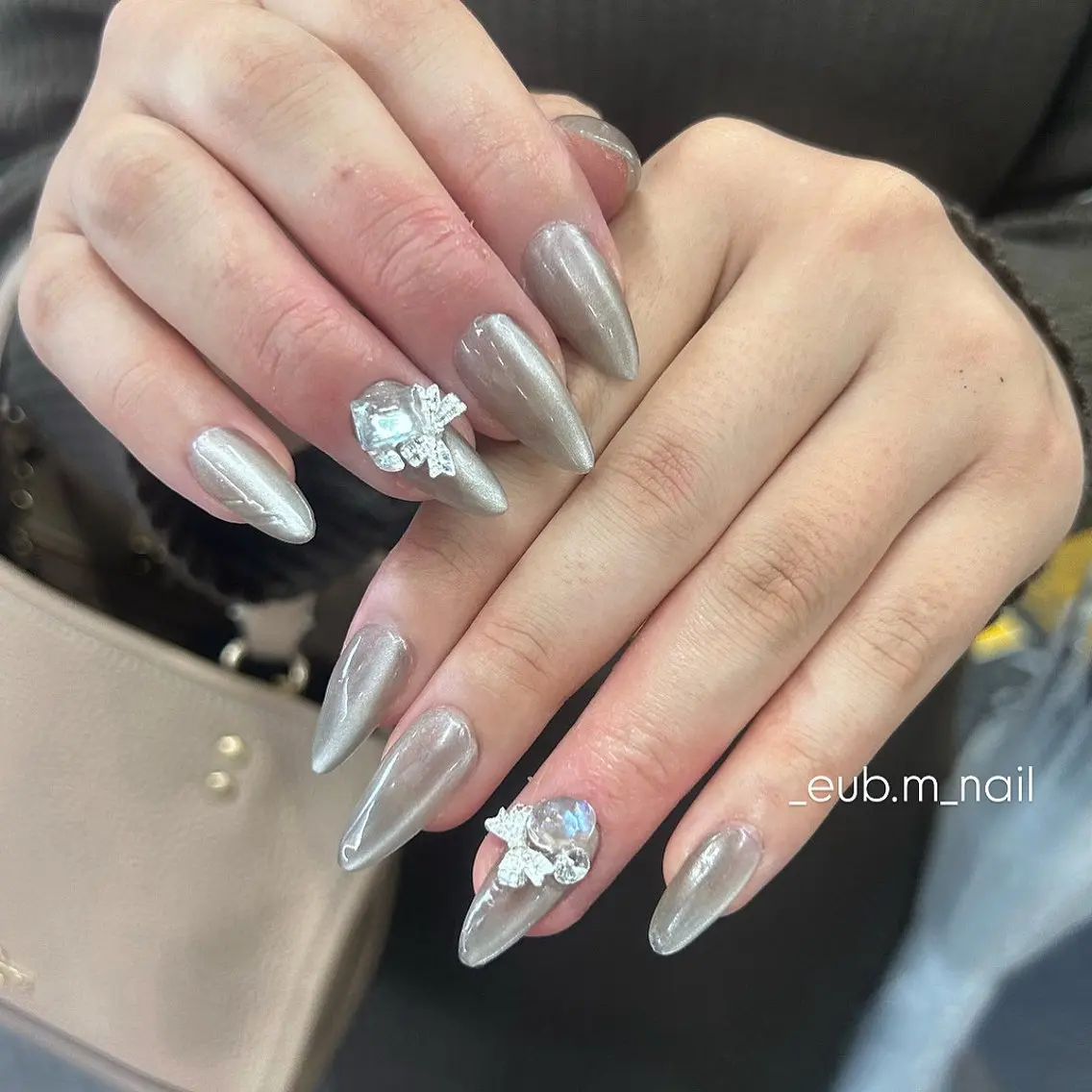 ネイル マグネットネイル ハンドネイル 深夜ネイルサロン eub.m_nailのネイルデザイン